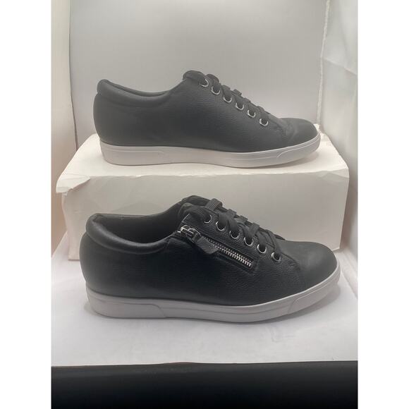 Munro American Jamie Casual Sneakers, M121381, Black/Zip Accent, LEA, Womens 8.5 - Picture 1 of 9